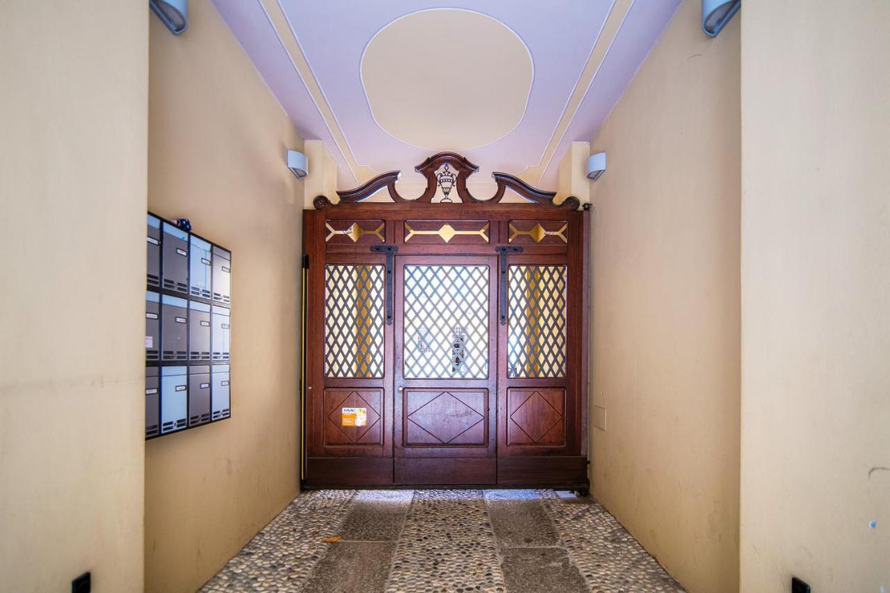 Sky Attic 72 - The House Of Travelers Appartement Como Buitenkant foto