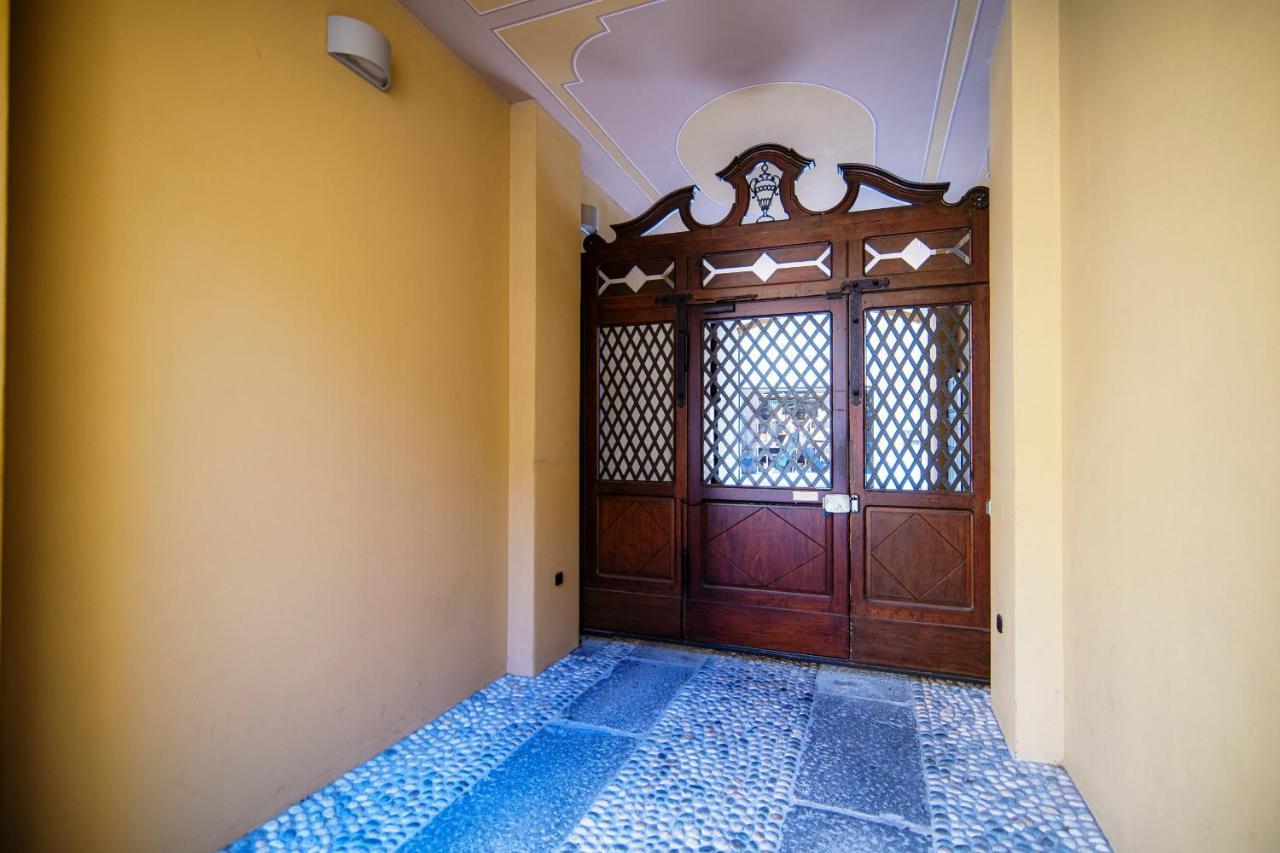 Sky Attic 72 - The House Of Travelers Appartement Como Buitenkant foto