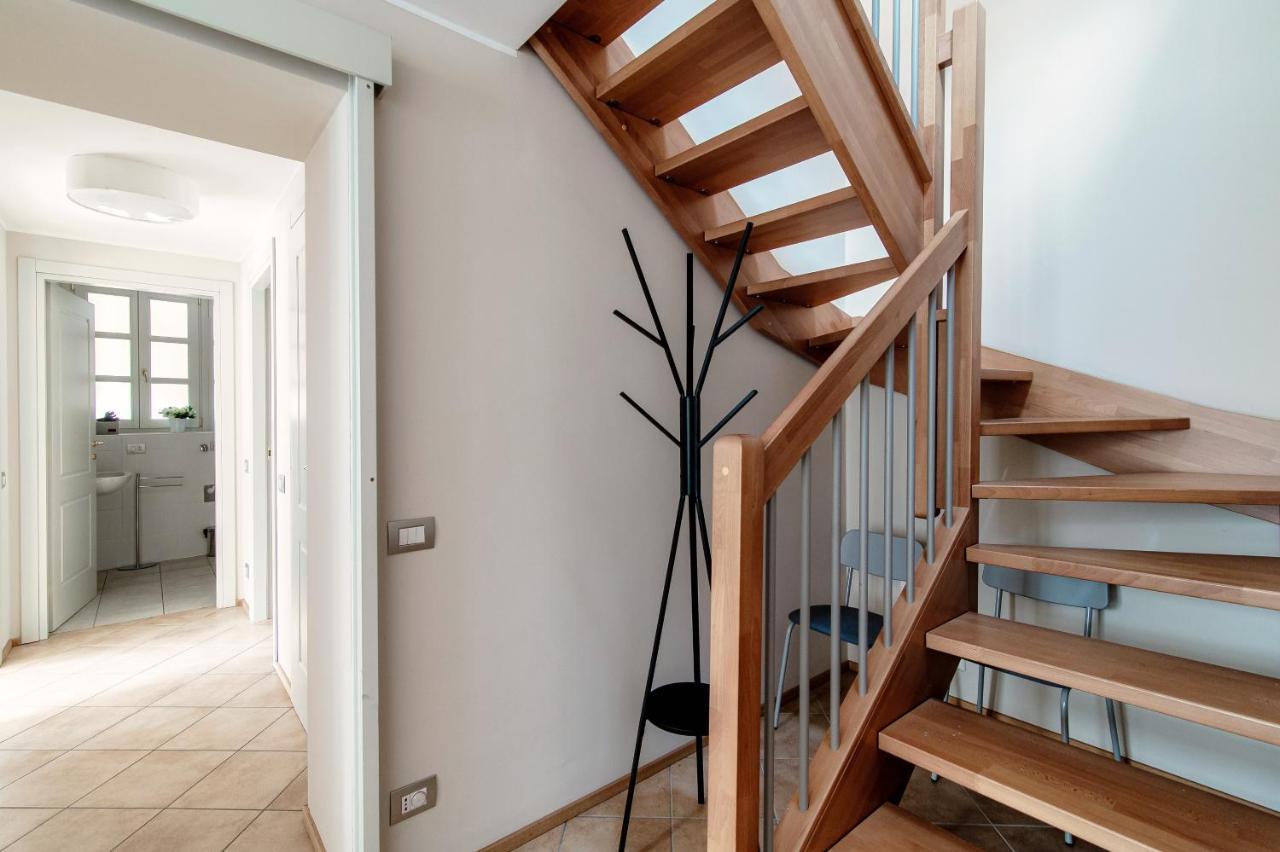 Sky Attic 72 - The House Of Travelers Appartement Como Buitenkant foto