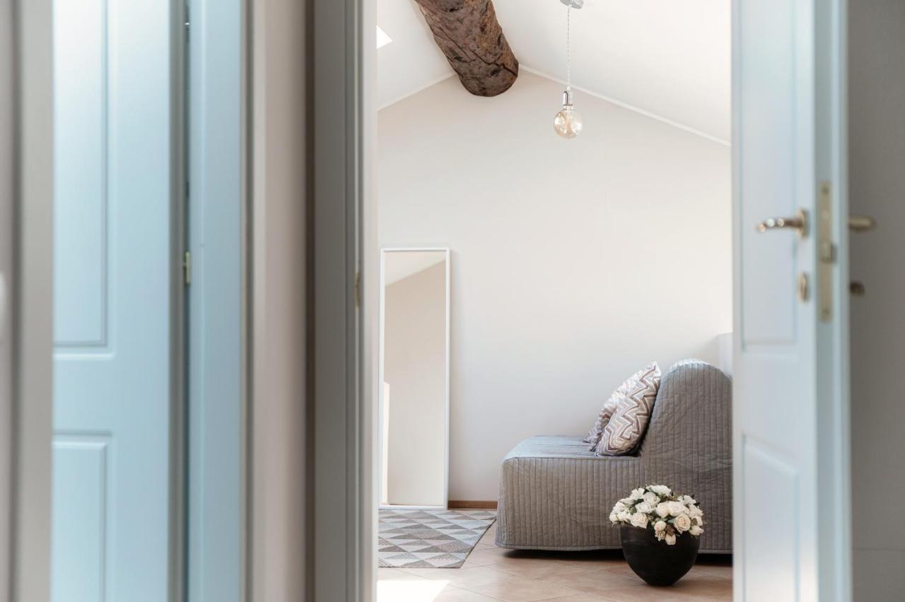 Sky Attic 72 - The House Of Travelers Appartement Como Buitenkant foto
