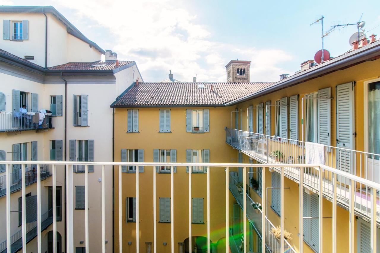 Sky Attic 72 - The House Of Travelers Appartement Como Buitenkant foto
